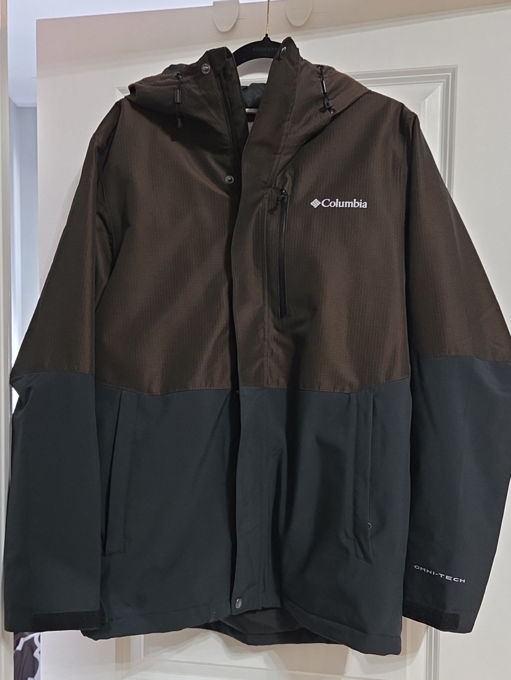 Columbia Winter District Insulated Ski Jacket Size M